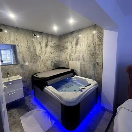Saint-amand - Jacuzzi 2 Places * ルーアン