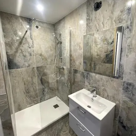 Saint-amand - Jacuzzi 2 Places アパート
